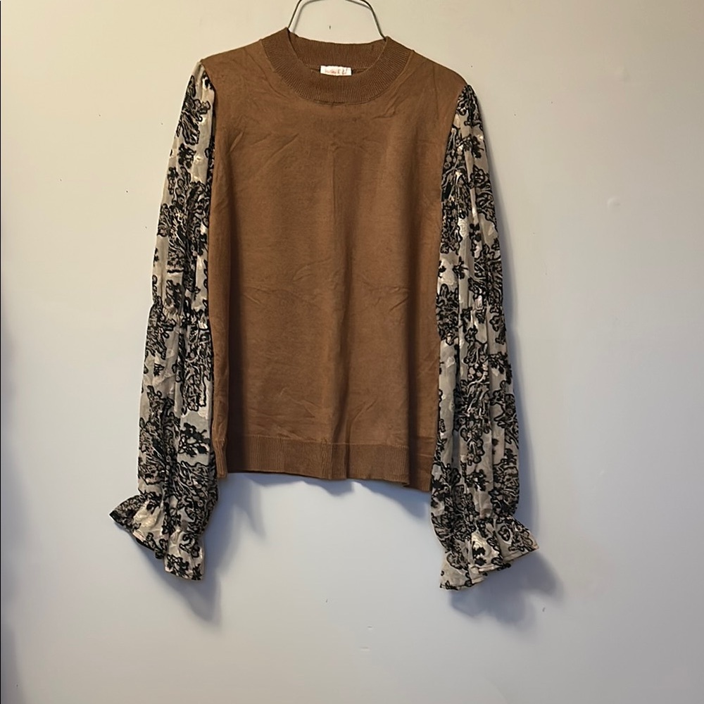 Hailey & Company brown knit pullover with floral print polyester sleeves size L